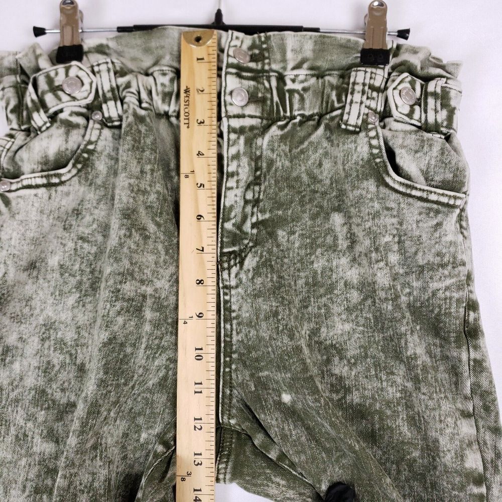 Almost‎ Famous Acid Wash Paperbag Waist Jeans Women M Green Tapered Grunge Y2K - Picture 4 of 10